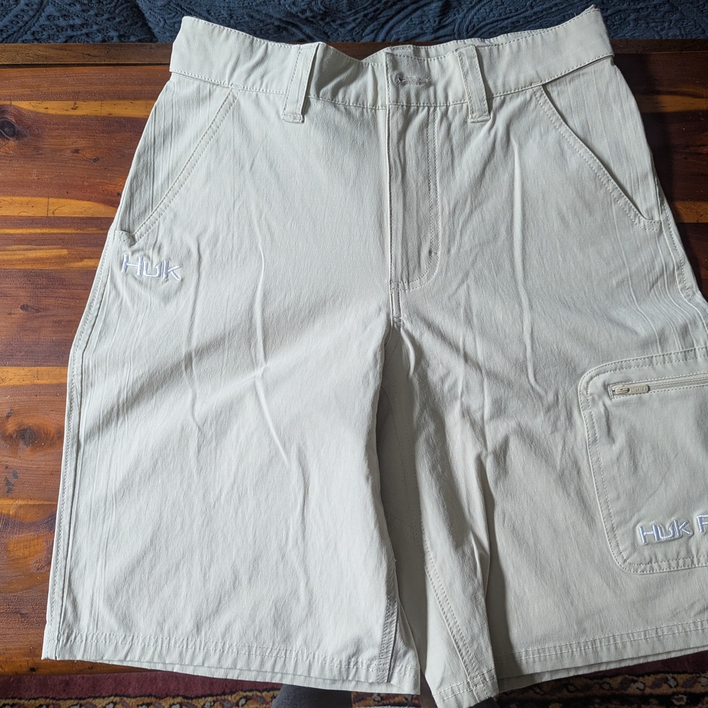 Huk Men's Tan Shorts